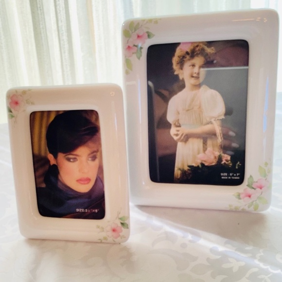 🔥🔥🔥5x7  & 31/2x5 picture Frames, White, Pink Floral - Picture 6 of 10